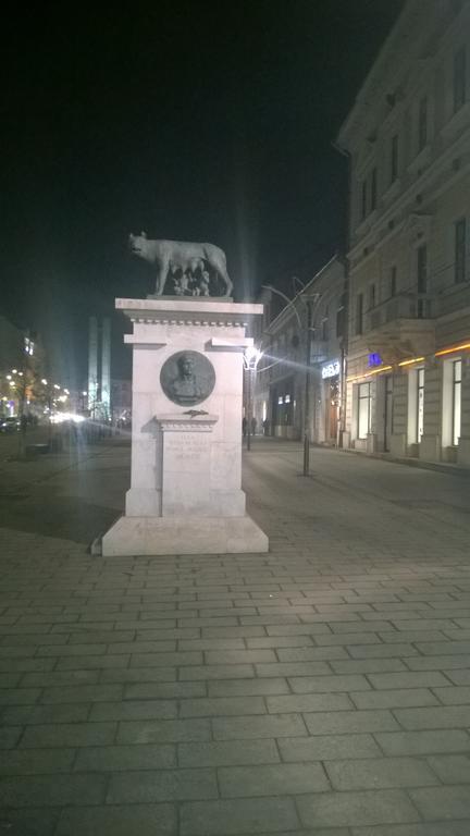 M Central Apartments Cluj-Napoca Eksteriør billede